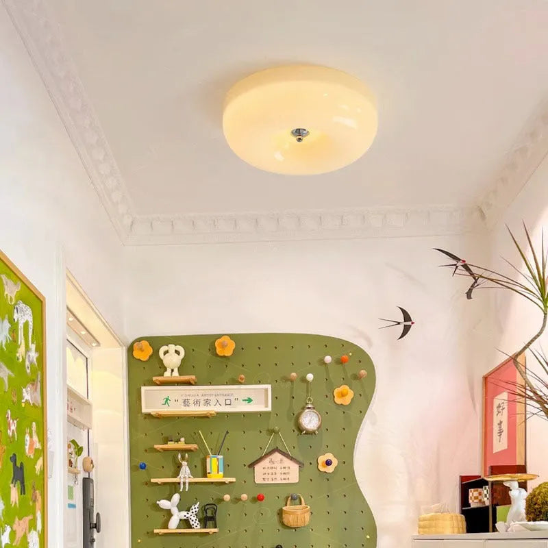 Modern American style cream and white bedroom ceiling lamp with three-colour light, shown in 30cm and 40cm sizes.