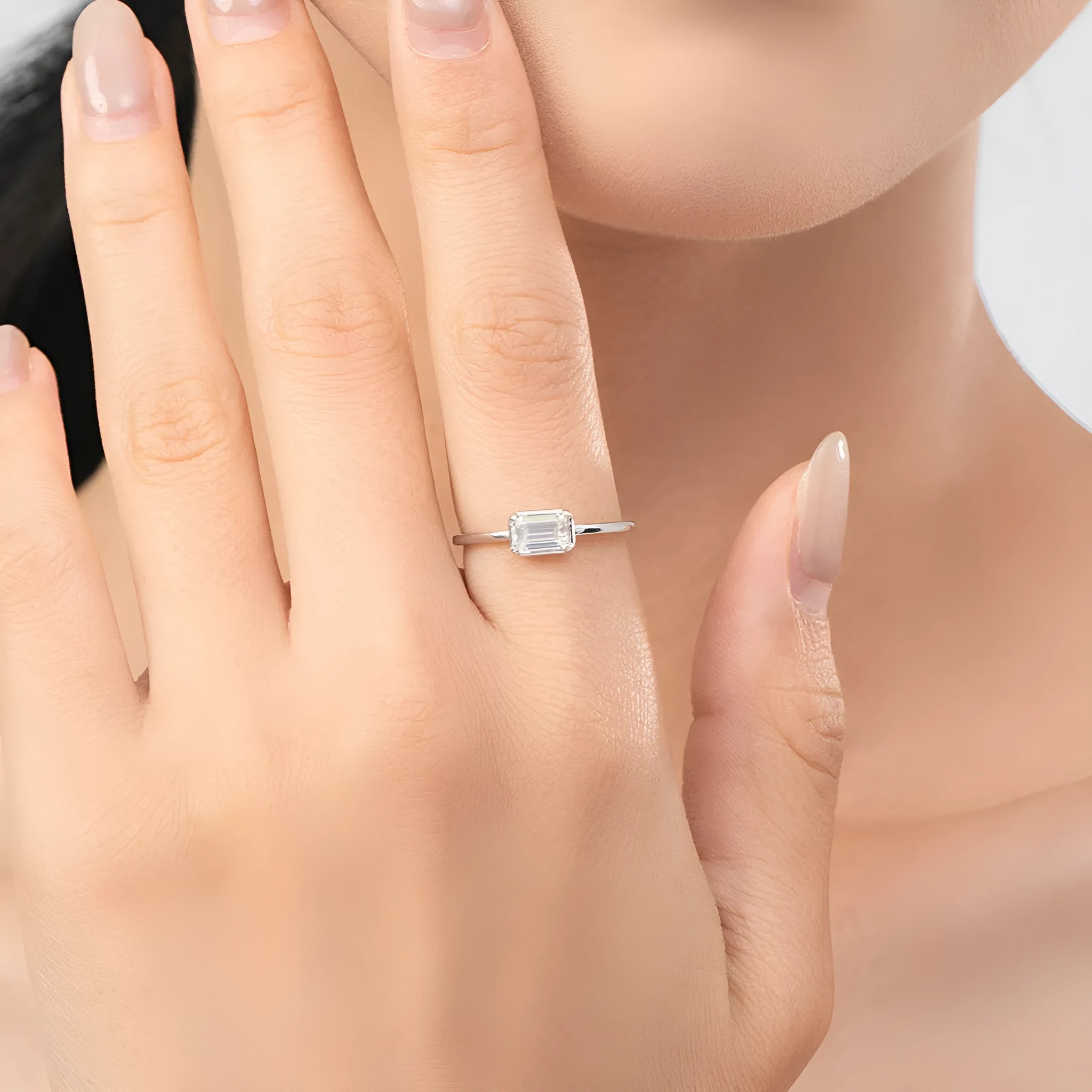 S925 sterling silver heart-shaped engagement ring with clear zircon inlay, US size 7, silver finish
