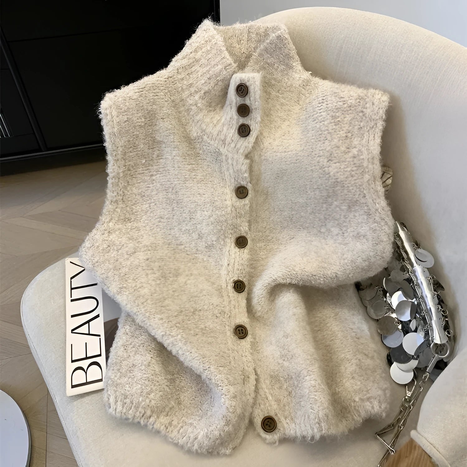Women's solid colour high-neck sleeveless knitted vest in oatmeal, lamb wool and chenille fabric, Korean-style cardigan