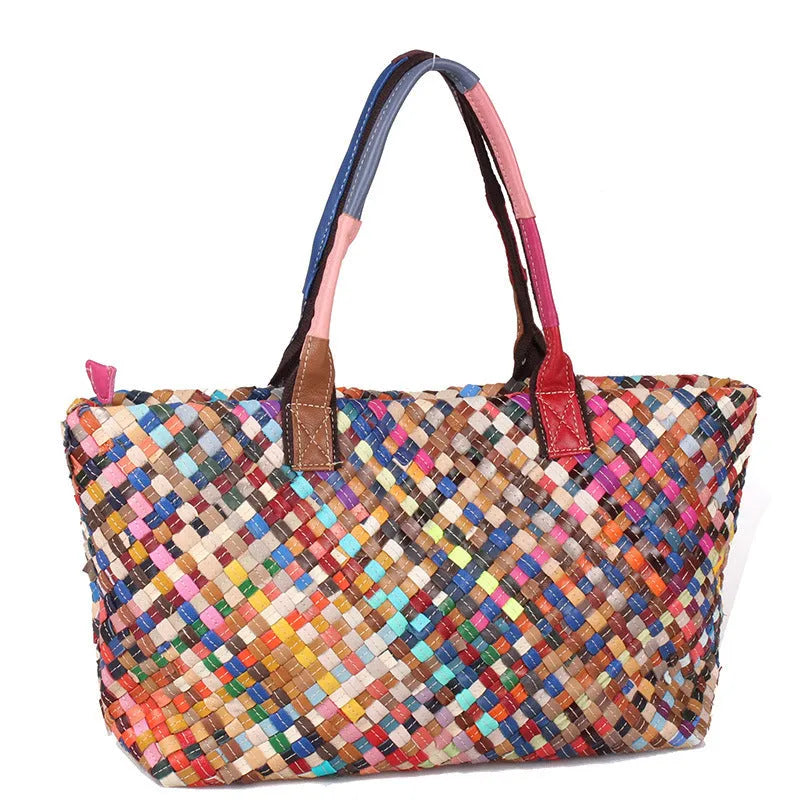 Hand-woven leather shoulder bag for women in multicolour with zip closure and crossbody strap