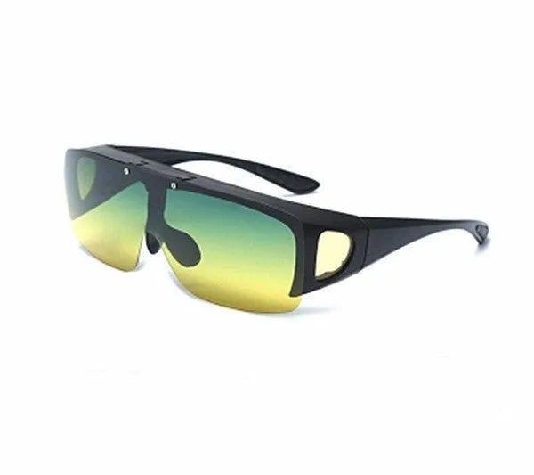 One-piece polarised myopia sunglasses with interchangeable lenses for cycling and mountain climbing