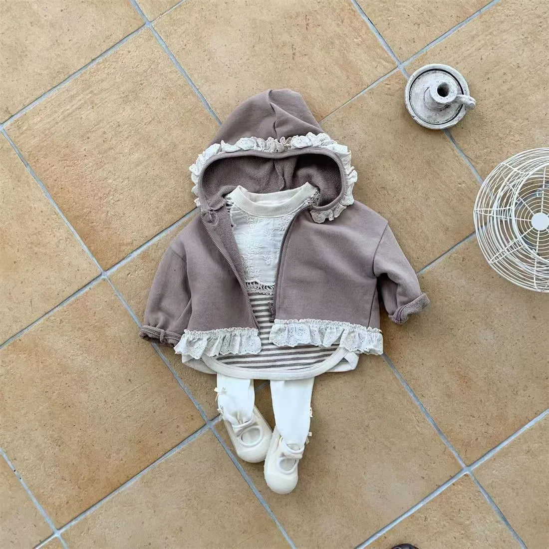 Children's lace hooded zipper sweatshirt in brown solid colour, long sleeves, cotton fabric
