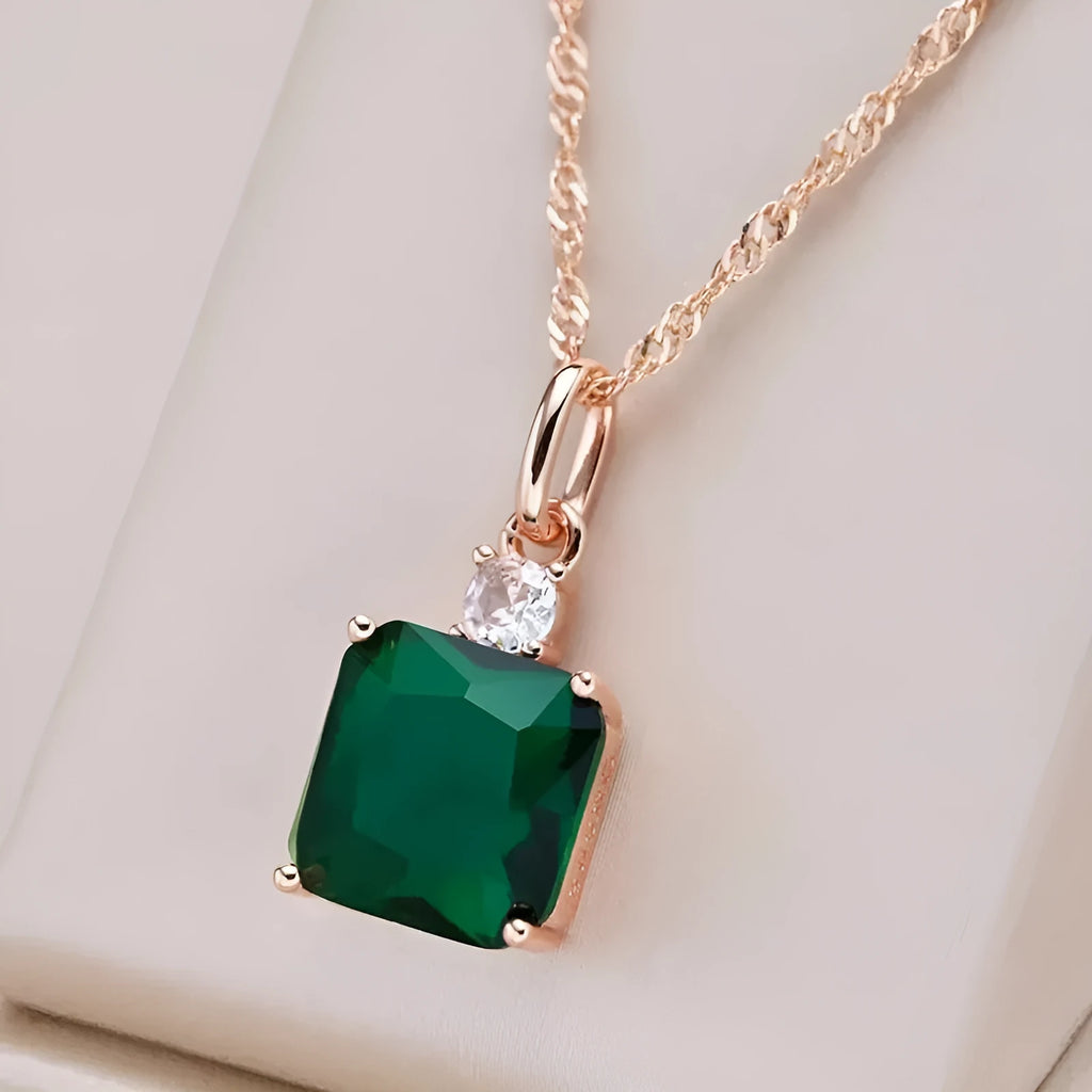Green simulation rose gold clavicle chain with quadrilateral geometry pendant and O-ring chain style on stainless steel