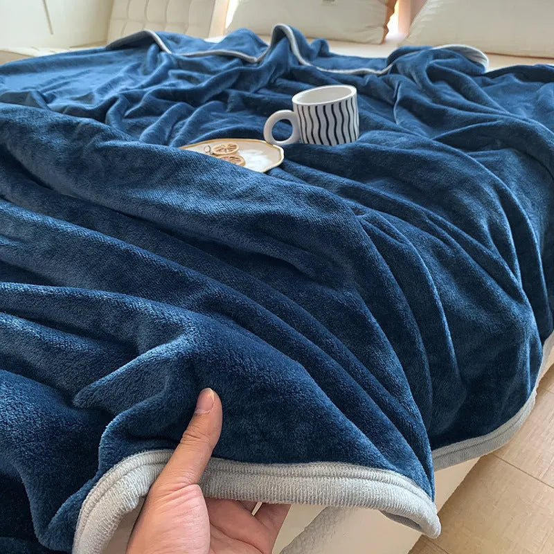 Class A milk velvet blanket thickened warm double-sided polyester throw with cartoon anime pattern