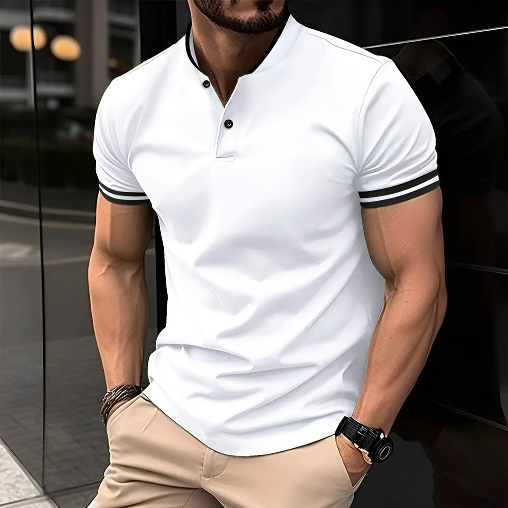 Men's slim-fit short-sleeved polyester t-shirt with button pocket in khaki, front view