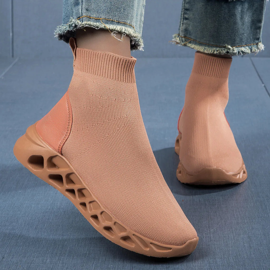 Women's casual mesh shoes in terracotta colour with round toe and low-top design