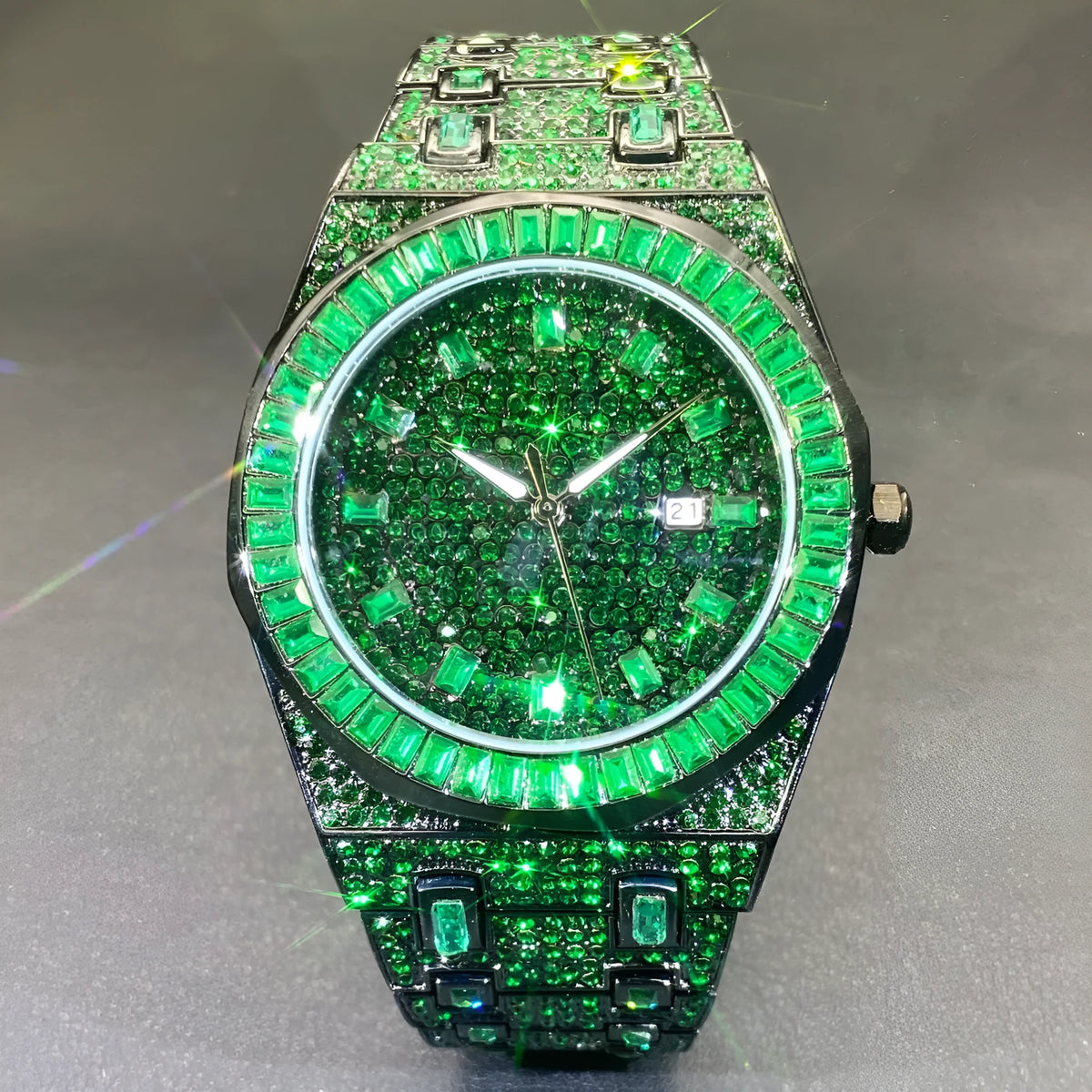 Men's green full rhinestone quartz watch with alloy case, 13mm thickness, hip hop fashion style