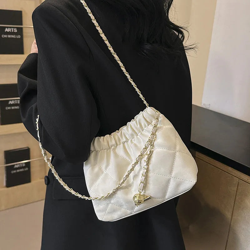 Fashion rhombus chain shoulder messenger bag in white PU soft synthetic leather with chain strap