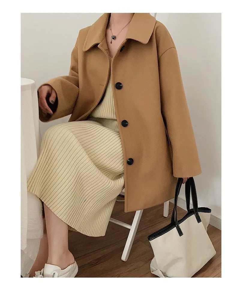 Women's Korean-style loose straight overcoat in solid colour with long sleeves and short length