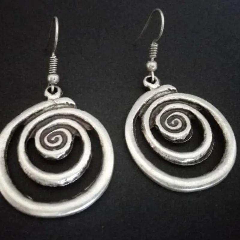 Geometric spiral distressed silver earrings with retro bohemian style