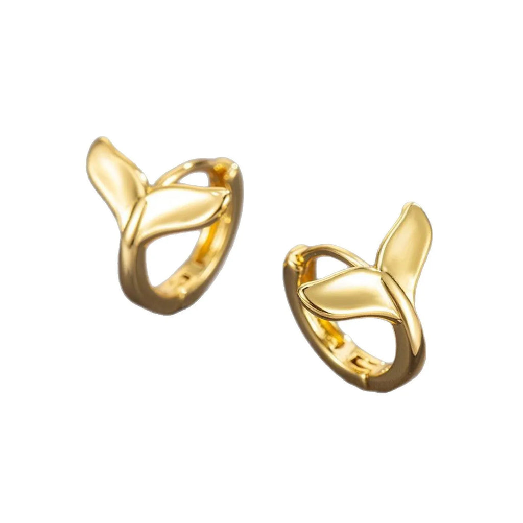 A pair of simple women's fishtail earrings with an electroplated metallic finish.