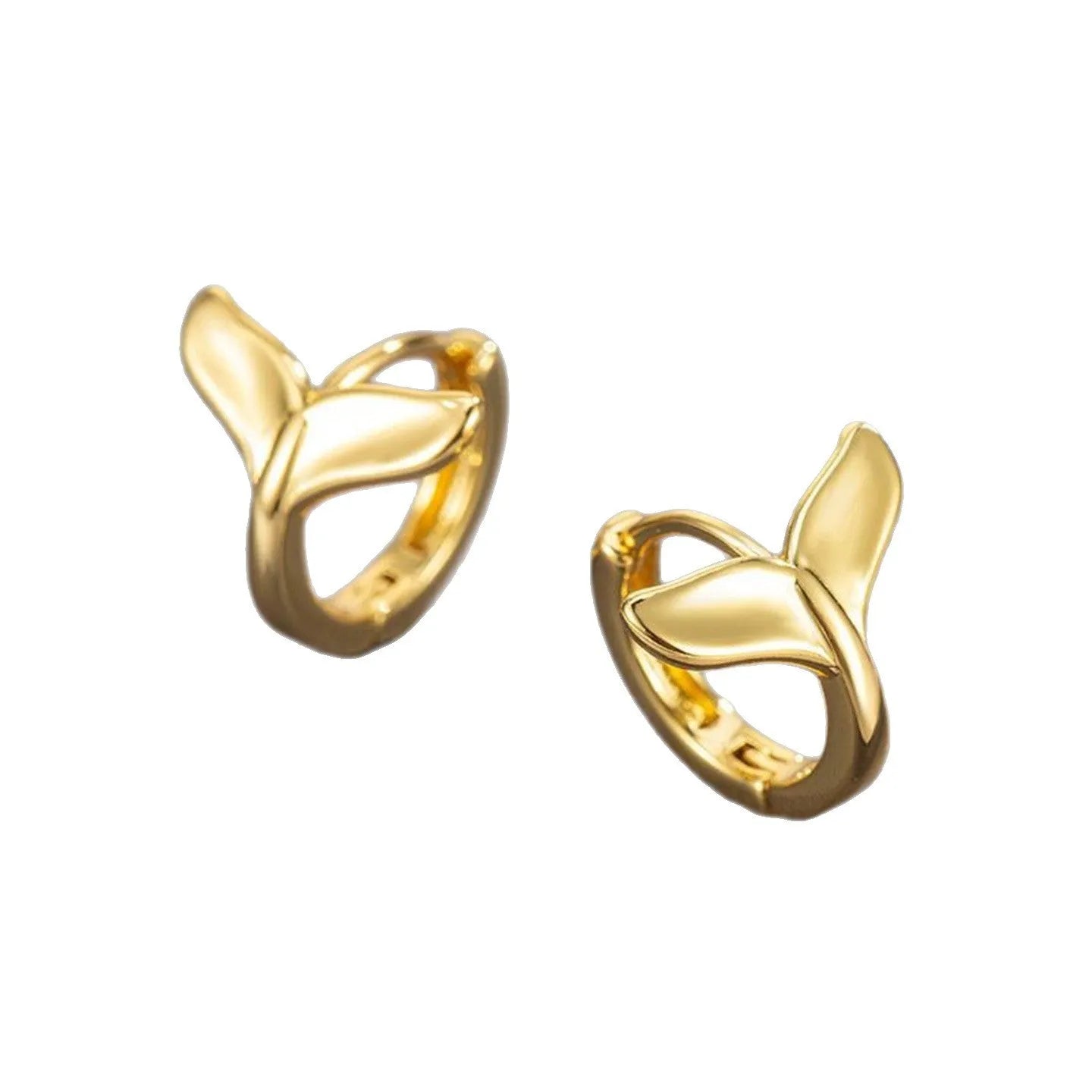 A pair of simple women's fishtail earrings with an electroplated metallic finish.