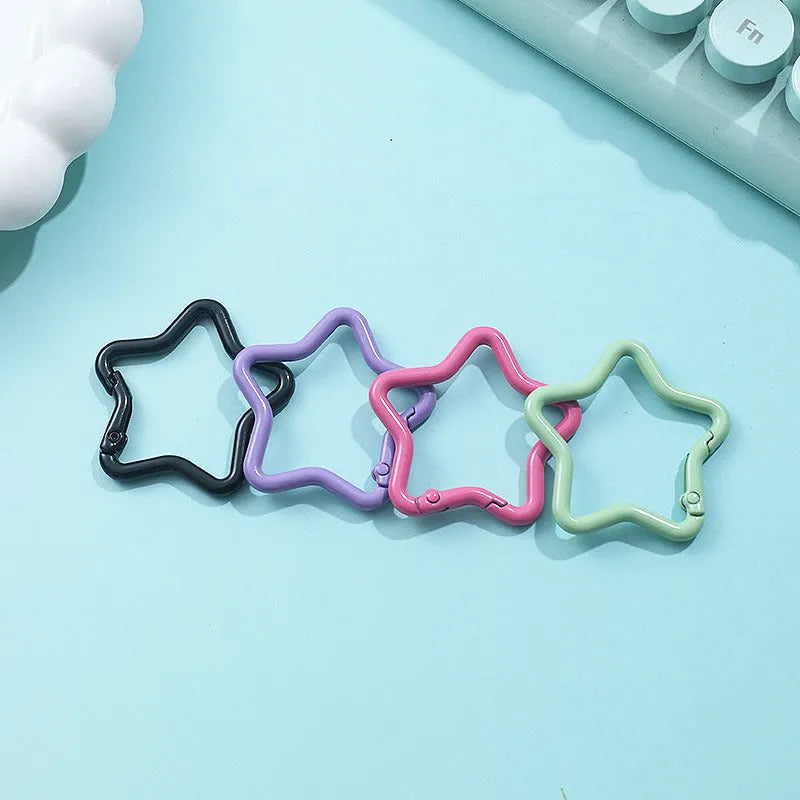 Zinc alloy five-pointed star keychain in various colours for backpack hanging
