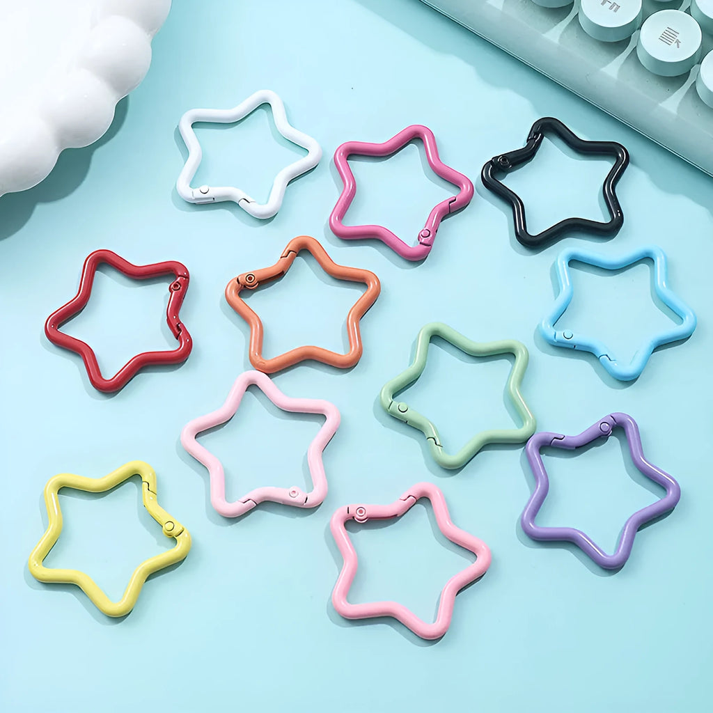 Zinc alloy five-pointed star keychain in various colours for backpack hanging