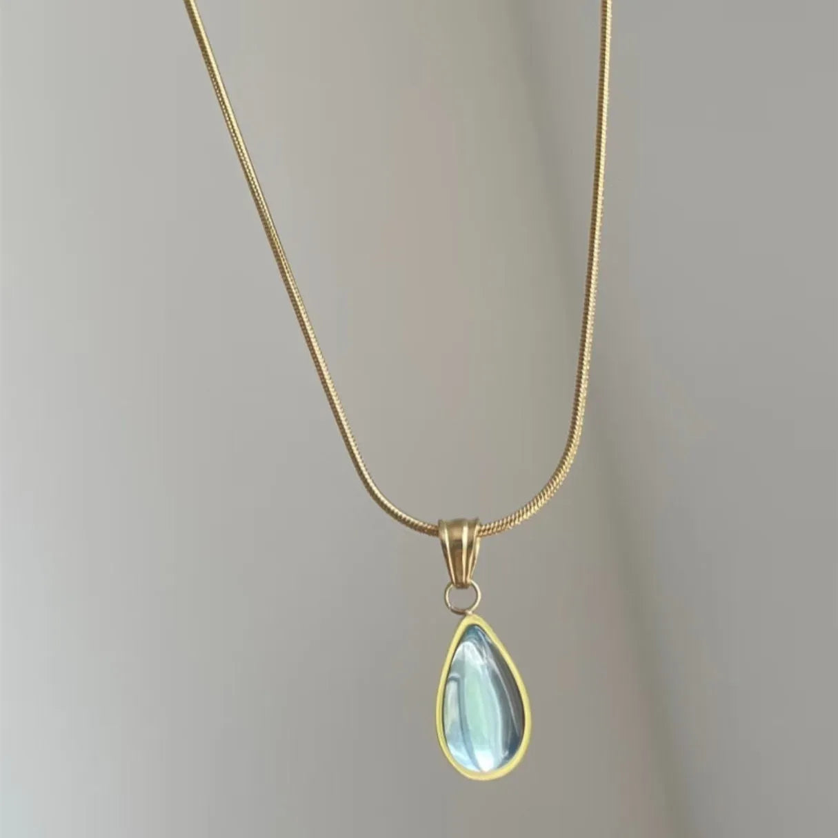 Retro blue and green water drop pendant necklace with titanium steel snake chain