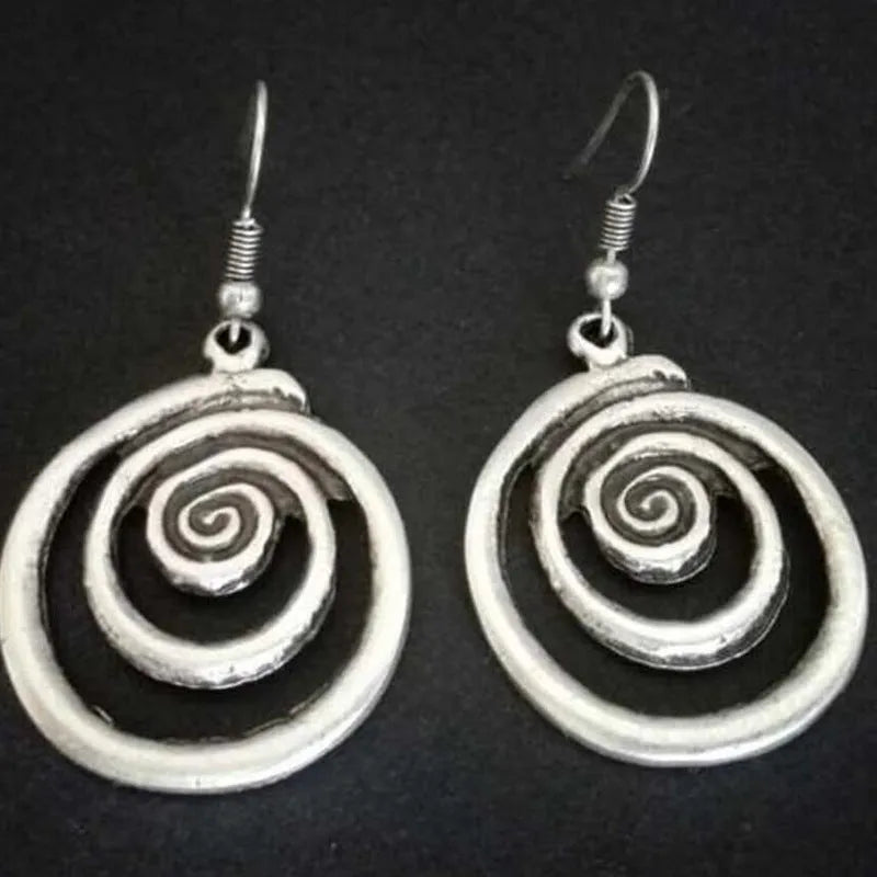 Geometric spiral distressed silver earrings with retro bohemian style