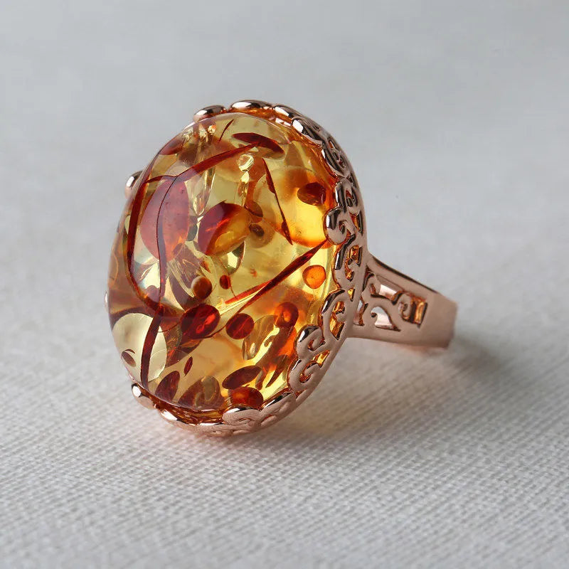 Beeswax amber ethnic ring with retro style on alloy band for men and women