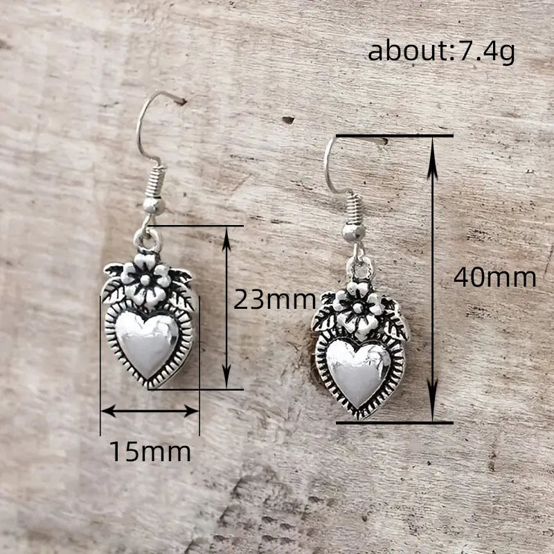 Vintage tarnish old love flower earrings in black alloy geometric shape for women