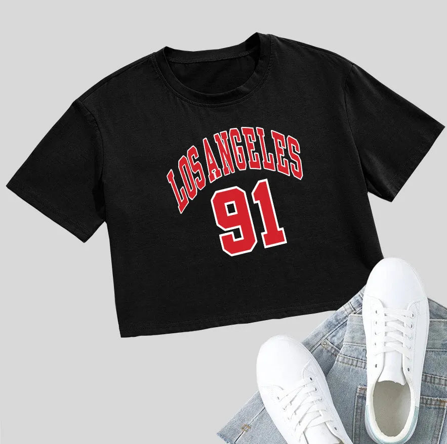 Black loose-fit cotton t-shirt with white personalised English letter print and exposed navel design.