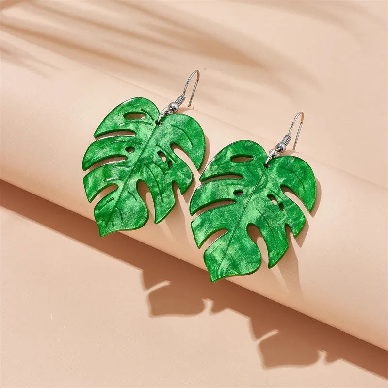 Acrylic drop-shaped coconut artocarpus earrings with alloy hook in one of five colourful styles.