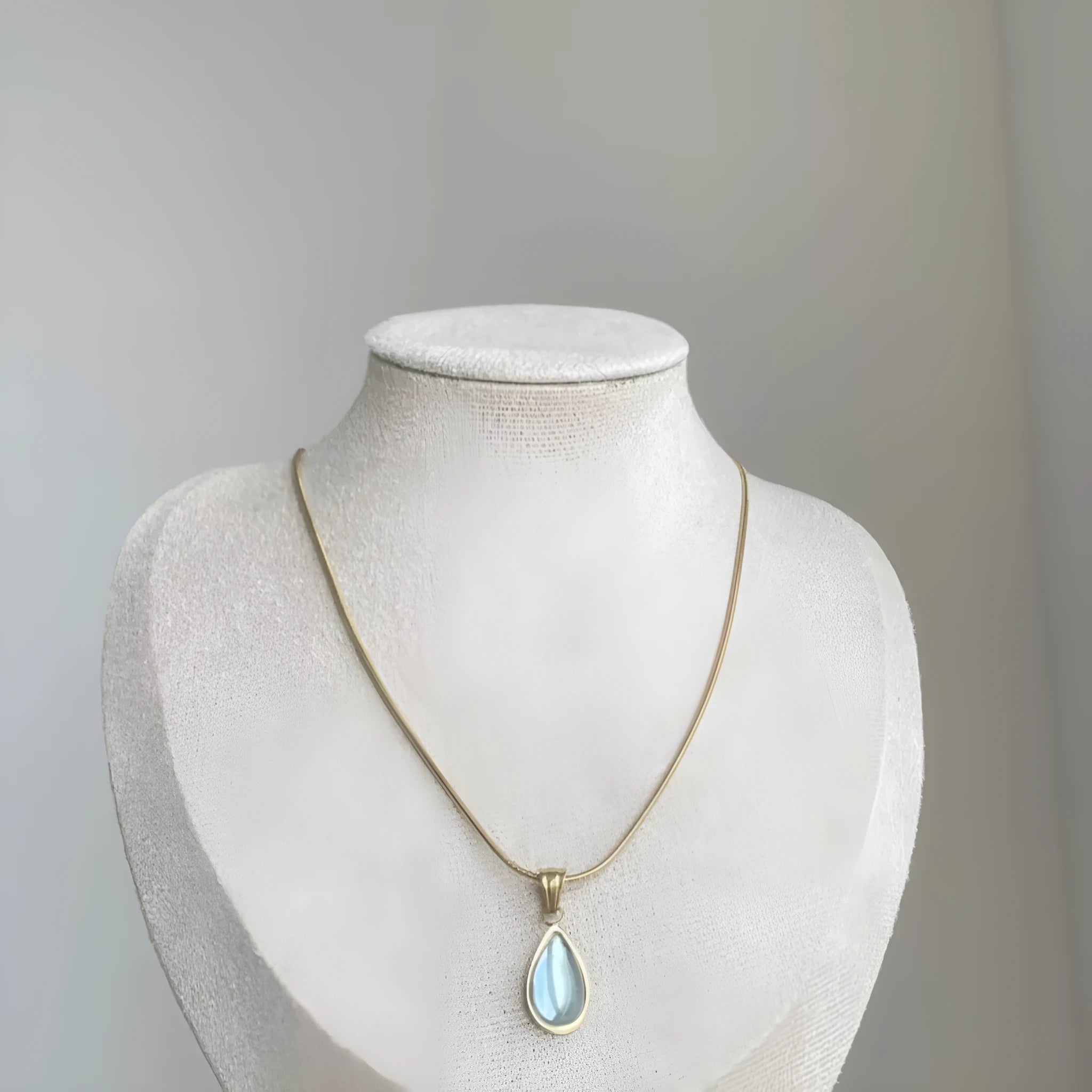 Retro blue and green water drop pendant necklace with titanium steel snake chain