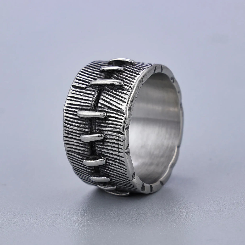 Titanium steel dark punk ring with geometric U-shape and double ring design in retro colour.
