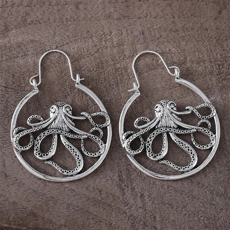 Vintage octopus earrings in antique silver finish with zinc alloy construction and animal zodiac design