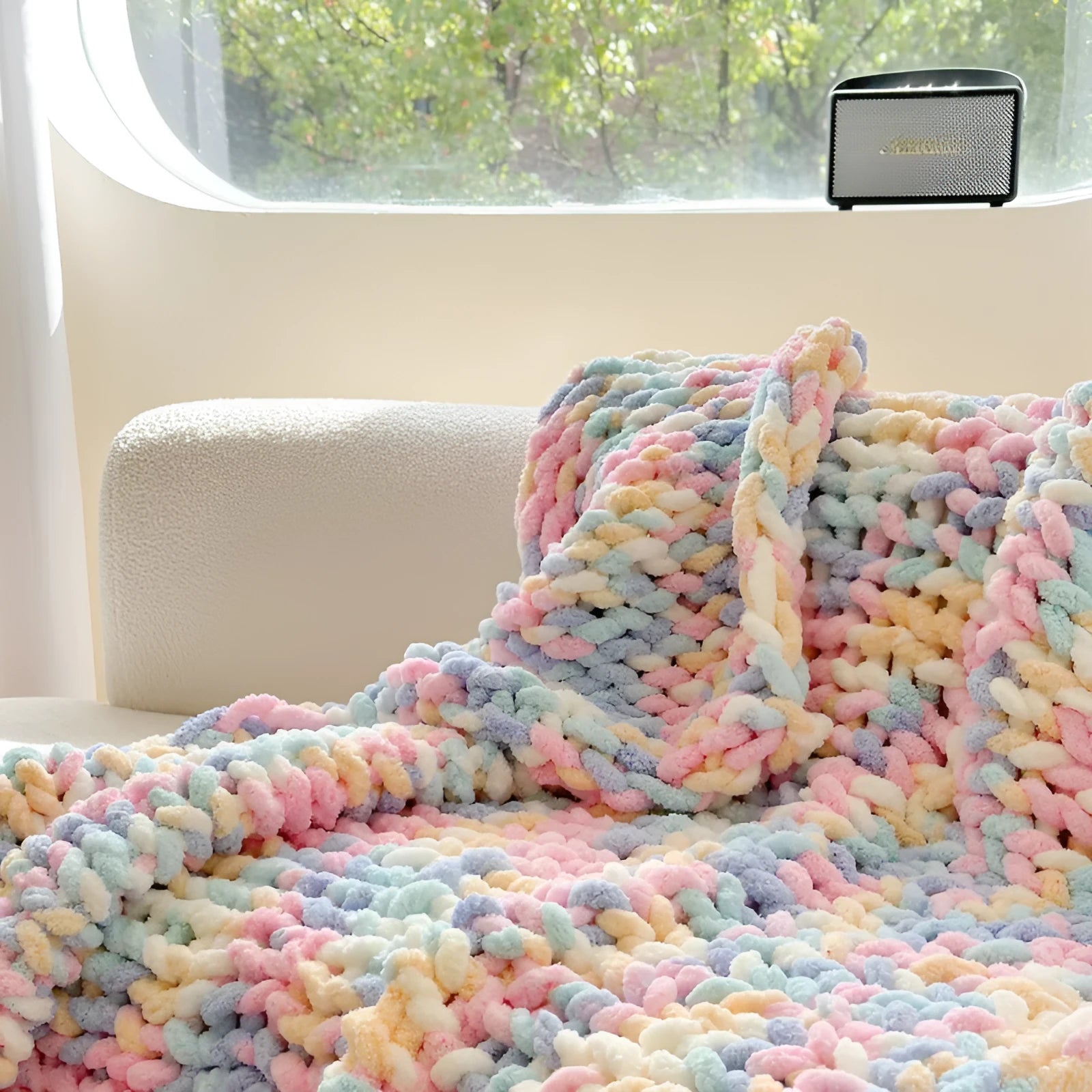 Chenille cover blanket with stripe pattern measuring 130x170 cm in winter-thickened design