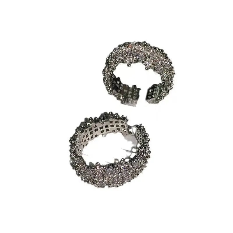 Geometric copper ring with full rhinestone zircon in silver colour for women