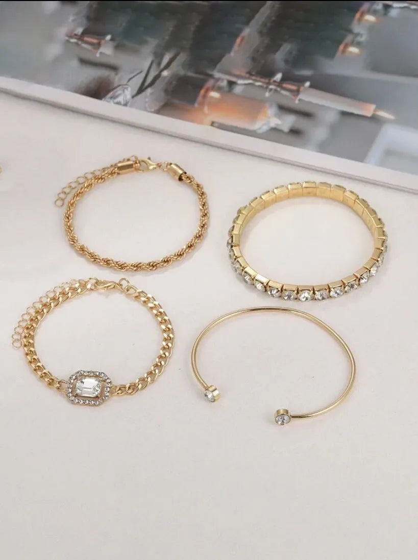 Women's retro geometric alloy bracelet four-piece set with square diamond charms in gold or silver colour