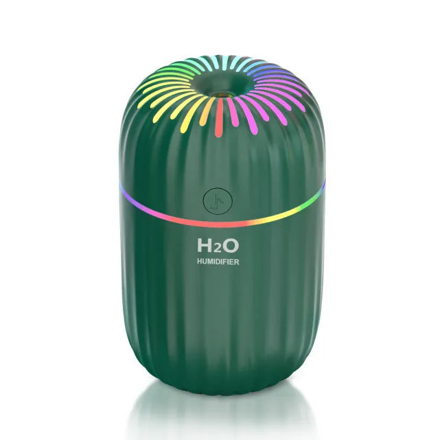 Mini USB car and household aromatherapy humidifier in green colour with 75mm dimensions