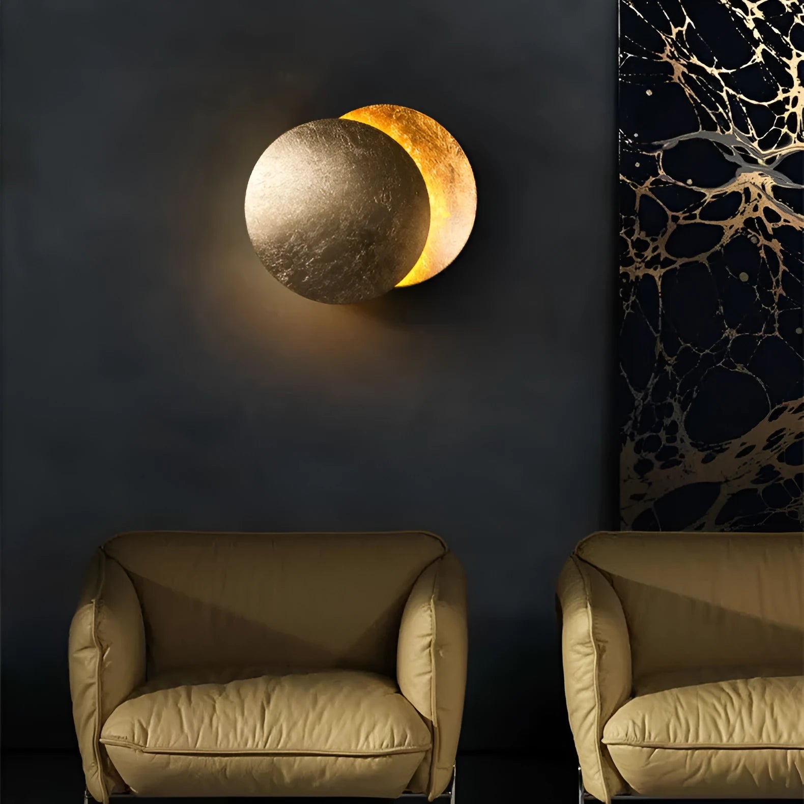 Modern minimalist aluminium bedside lamp in gold and black, shown in 20cm and 25cm diameter options.