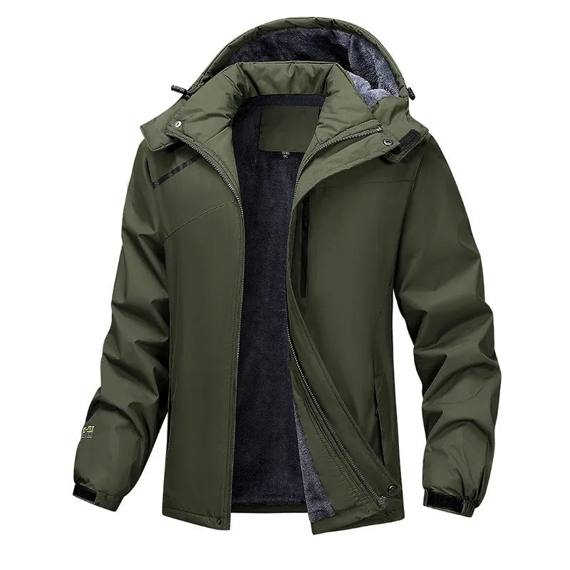 Men's plus size waterproof winter coat in polyester with hood and loose fit