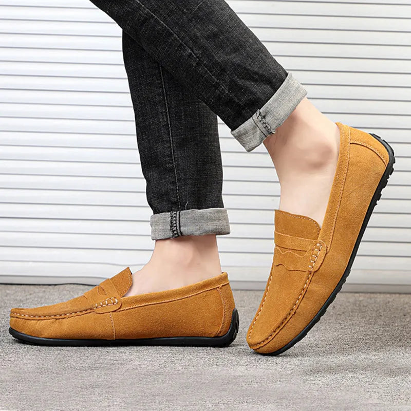 Men's suede leather loafers in black with round toe and rubber sole