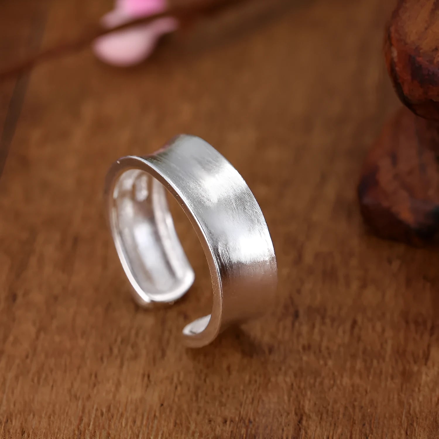 Adjustable opening sterling silver ring with geometric shape and Korean frosted finish