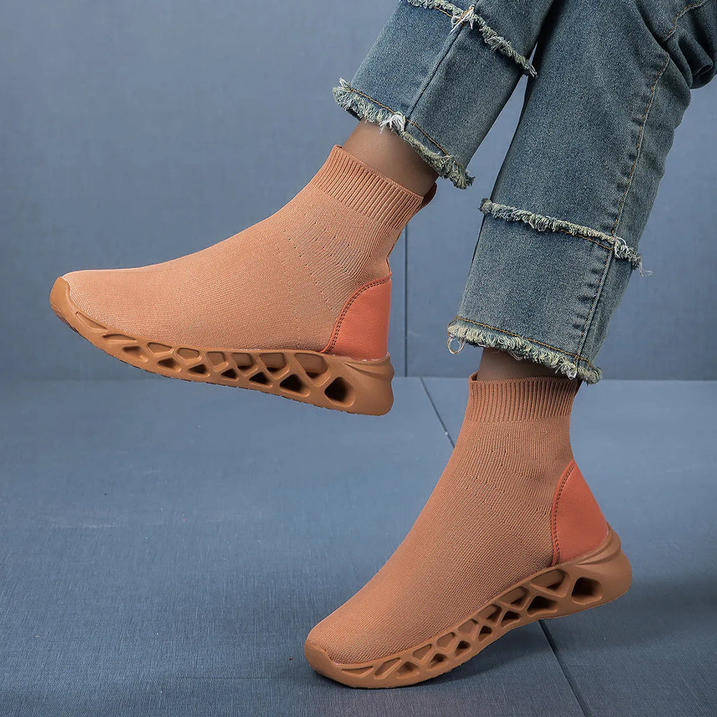 Women's casual mesh shoes in terracotta colour with round toe and low-top design