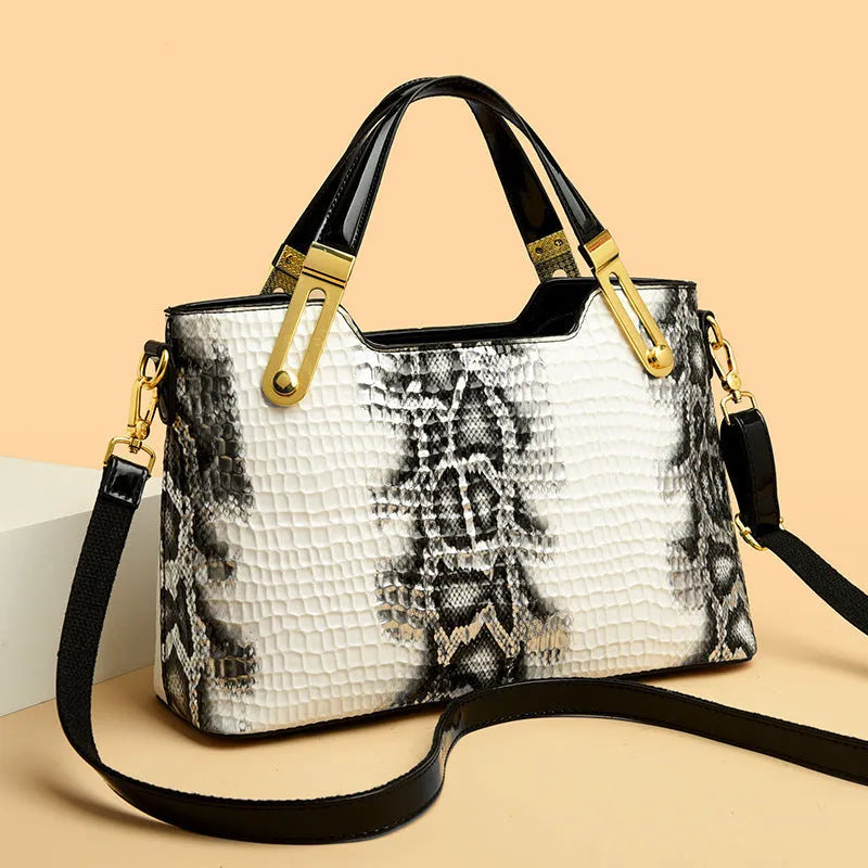 Horizontal square PU leather messenger bag with chain detail and sandwich pocket