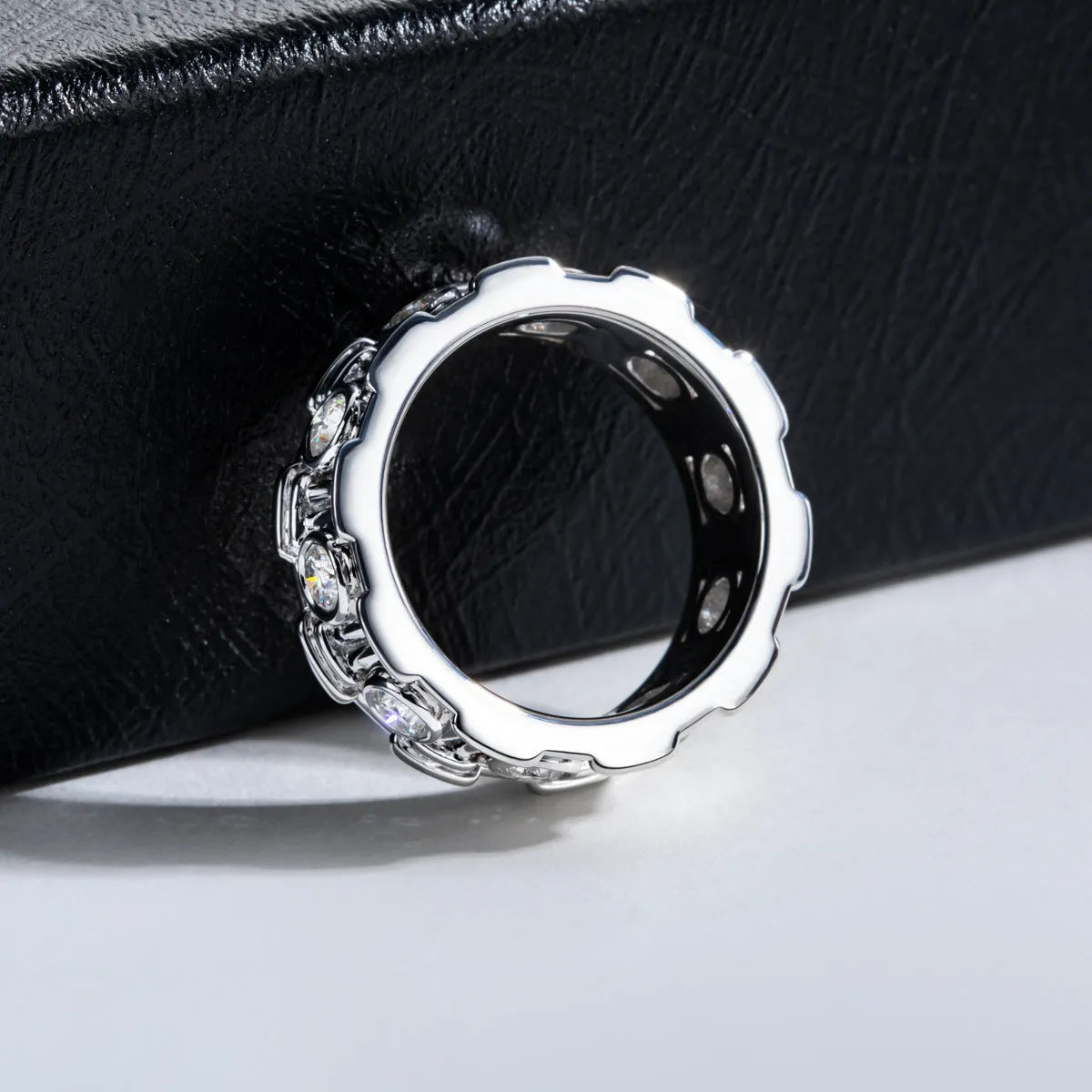 Roman column design 925 silver moissanite ring for women platinum colour electroplated finish