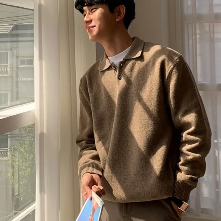 Men's loose fit lapel polo sweater in beige polyester fibre with long sleeves and pullover design