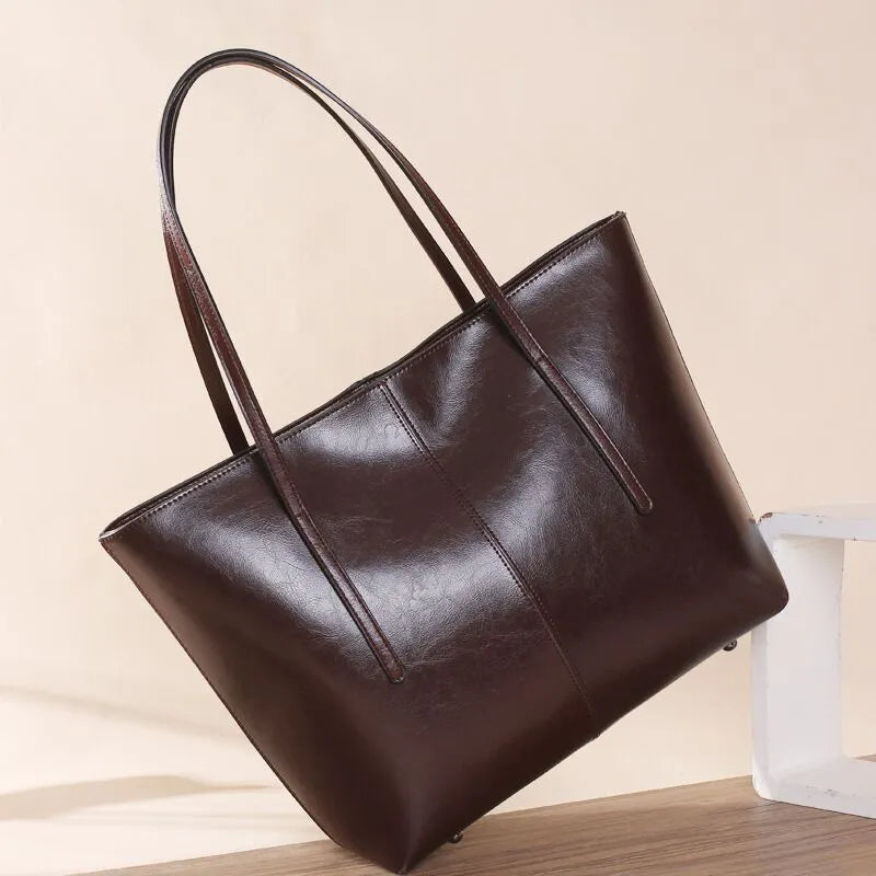 Genuine leather women's shoulder bag with large capacity and European retro styling in multiple colour options