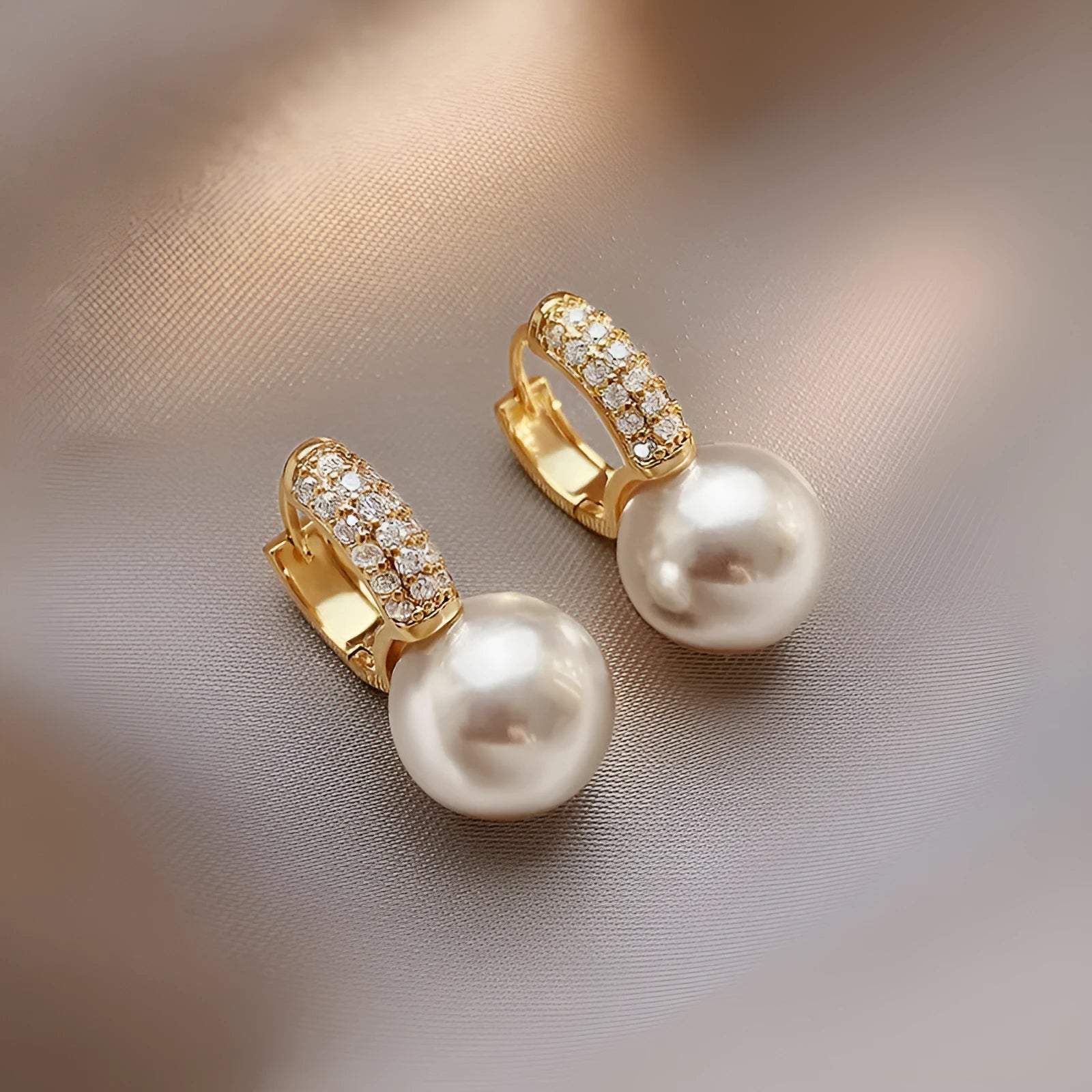 Women's geometric pearl stud earrings made of alloy with electroplating finish