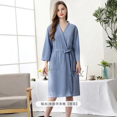 Women's thin polyester nightgown in cardigan style with three-quarter sleeves in multiple colours