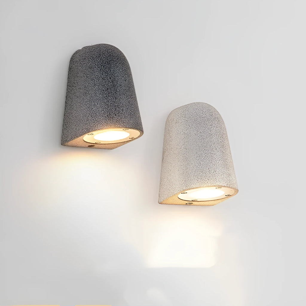 Cement outdoor wall lamp with decorative horseshoe shape, black sandstone finish, IP65 waterproof, with warm light