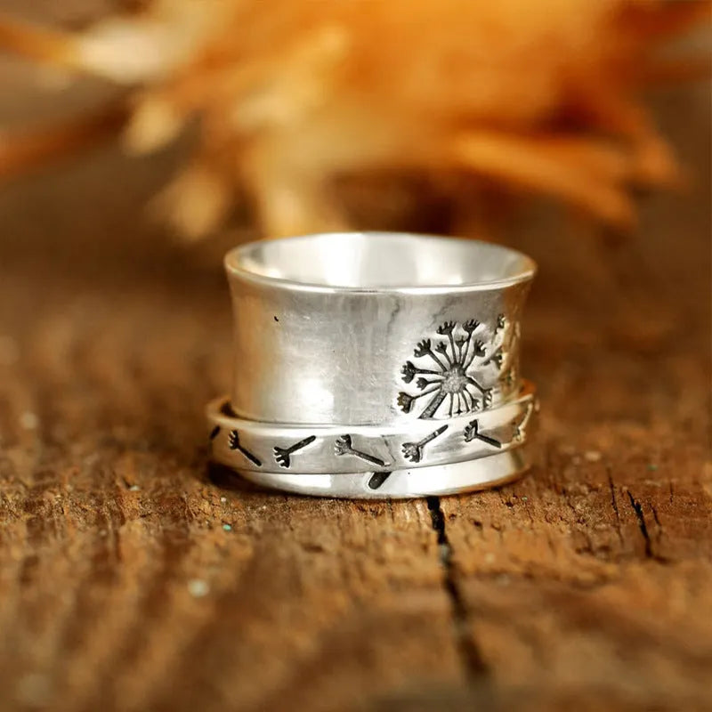 Silver electroplated rotatable flower ring in European and American style design