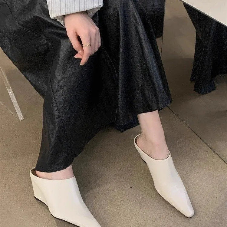 Women's Wind Wedge closed toe half slippers in black, brown and off-white colours