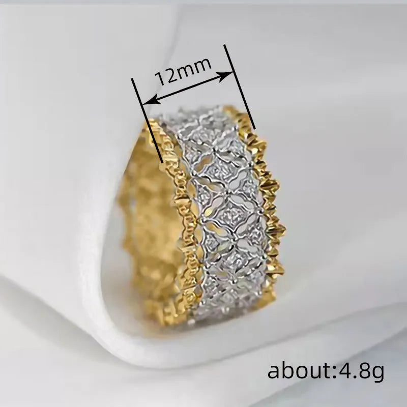 Geometric women's copper ring with a round zircon stone in a two-tone electroplated finish.