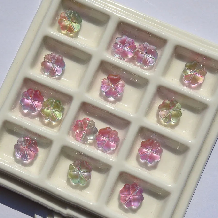 20 gradient colour 10mm crystal glass beads with four-leaf clover water droplet pattern and iridescent electroplated finish