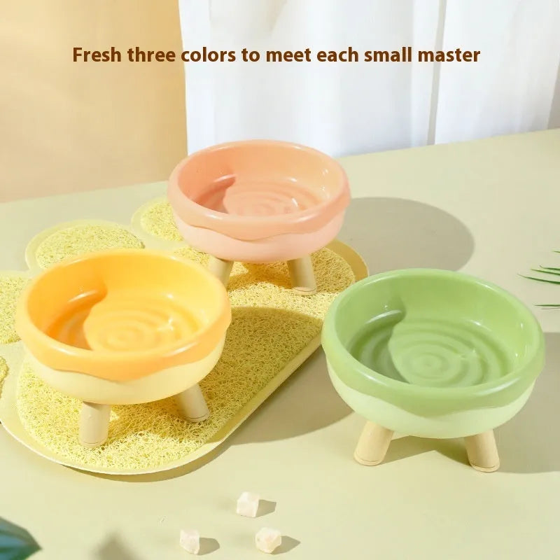 300ml PP cat bowl with four-leg base in donut green and pig nose colour options