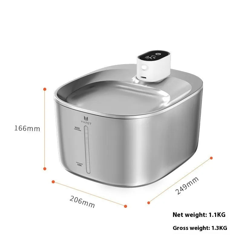 All stainless steel automatic pet water dispenser with 4 litre capacity and rechargeable battery