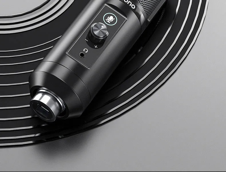 PM422 USB condenser cardioid microphone on a desk with shockproof frame and cantilever arm accessory set